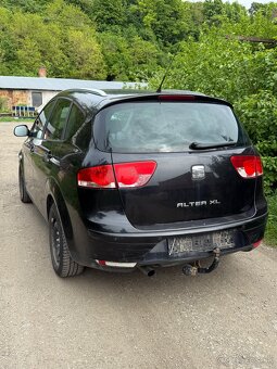 Rozpredam Seat Altea XL 2.0 TDi 103kw . Kod motora : BKD . K - 2