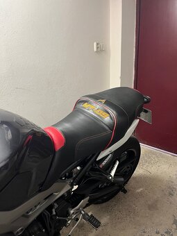 Yamaha mt 09 2014 (predam sedlo) - 2