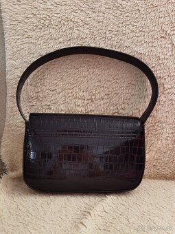 Shoulder bag kabelka čierna lesklá H&M - 2