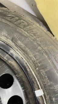 Zimne pneu Bridgestone 215/65 R17 - 2