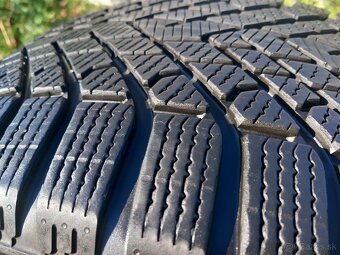 285/40 r22 zimne pneumatiky - 2