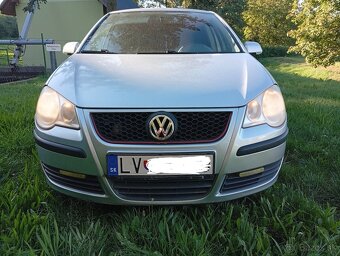 Volkswagen Polo - 2