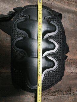 Chránič chrbtice - 2