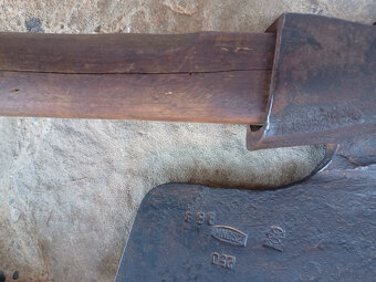 sekera,sekery,hoblík,nebožiec,staré náradie, topor 232 - 2