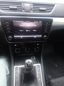 Predám Škoda Superb 3 obsah 2 liter desel ročník 2020 - 2