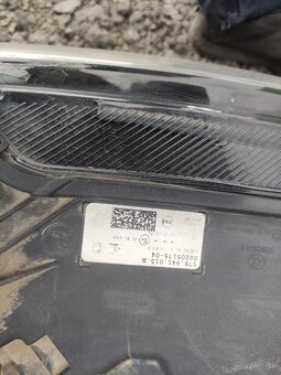 Škoda Karoq Predné svetlá - 2