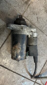 Starter 1.9 TDi 77kw 5stupnova prevodovka - 2