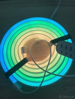 LED pásik Govee Neon matter led rohova lista 3m - 2