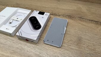 NOTHING PHONE 3A 12 GB 256 GB BIELY - 2