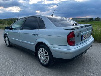 Predám Citroën C5 2,2 HDi (98kw) vo výbave Exclusive. - 2