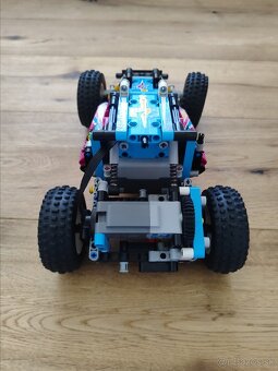 Lego Technic RC 42124 - 2
