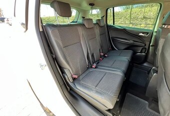 Opel Zafira - 2