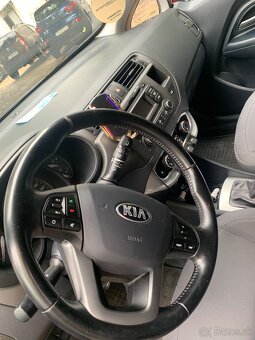 Predam Kia Rio - 2