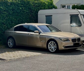 BMW 750Li xDrive F01 - 2