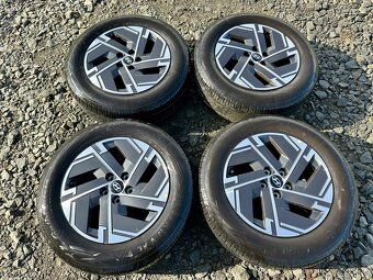 5x114,3 R17 - 215/65 (7J; ET43,5) - 2