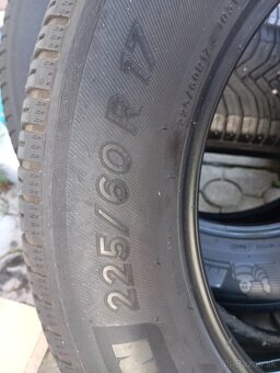 225/60 R17 celoročné Michelin - 2