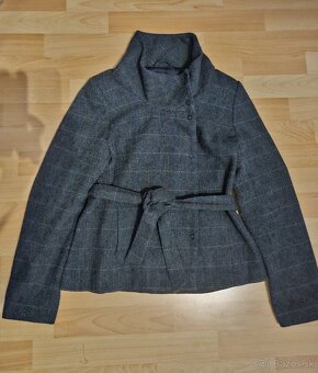 Damsky kabat H&M velkost S karovany - 2