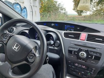 Honda Civic 5DR 1.4i, r. 2014 - 2