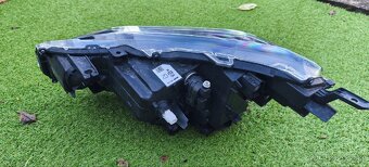 Svetlo Toyota Yaris Cross - 2