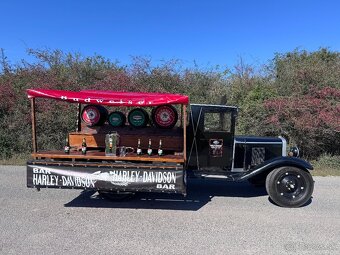 ✅ Chevrolet Truck z roku 1931 s nadstavbou pojazdný BAR - 2