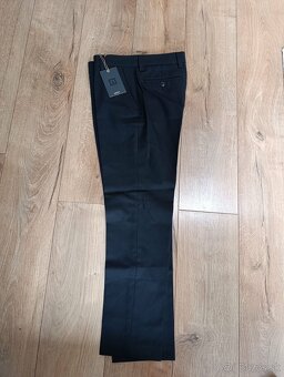 Oblek veľkosť 140 - 2