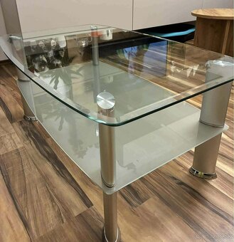 Konferenčný stolík sklo - 2