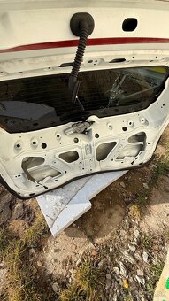 Ford Mondeo Mk5 Turnier - 2