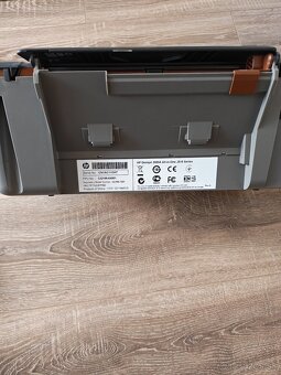 HP deskjet - 2