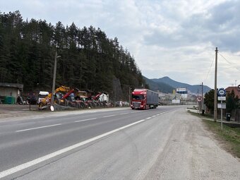 Prenjom teleskopickych nakladačov - 2