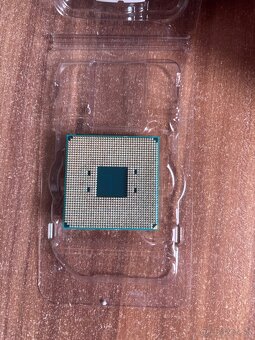 AMD Ryzen 5 5500 - 2