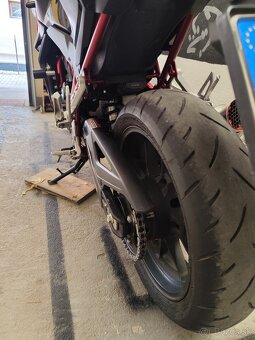 Honda Hornet CB750 - 2