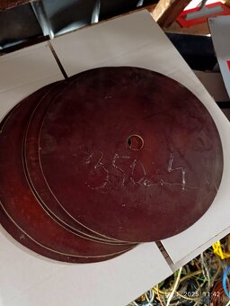 predam pertinax.rozne hrubky.....zelezne platne - 2