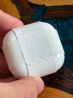 Apple AirPods 4 ANC záruka - 2