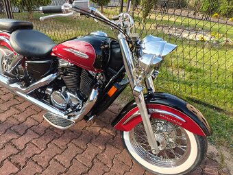 Honda VT 1100 C3 Shadow AERO - 2