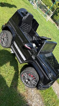 Predám elektrické autíčko Mercedes - 2