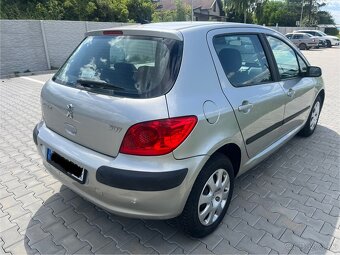 Peugeot 307 1.4i 65KW - 2