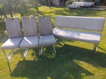 Predam supravu aj osobitne stolicka kus 20€ sedačka 45€ - 2