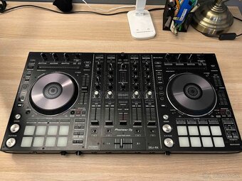 Pioneer DDJ-RX + case - 2