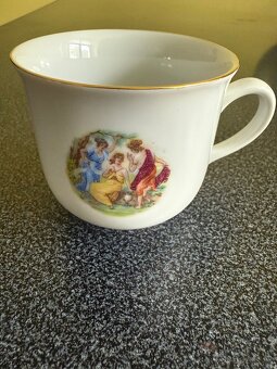3 grácie porcelán - 2