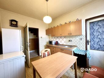 RADO | IBA U NÁS Poschodový 5iz.RODINNÝ DOM s pekným pozem - 2