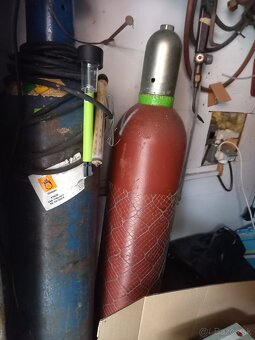 Bomby na zváranie - 2