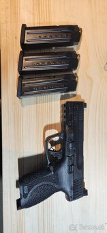 Smith & Wesson MP 2.0 9mm luger - 2