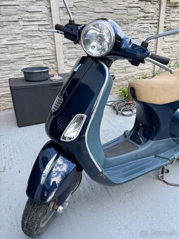 Vespa LX50 - 2