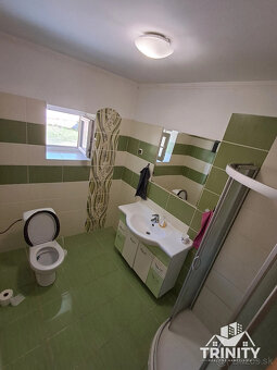 Na predaj 2-izbový dom s velkým pozemkom v obci Palárikovo, - 2