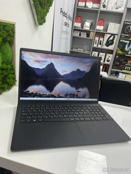 Dell Vostro 15 3510 - 2