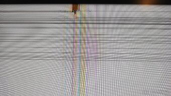 4K Monitor EIZO EV 3285 poškodený - 2