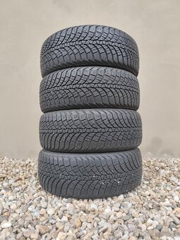 205/50R17 Kumho WinterCraft 2021 - 2