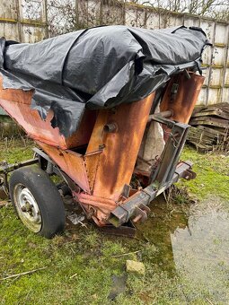 Sadzač na zemiaky - 2