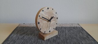Drevené stolové hodiny - 2