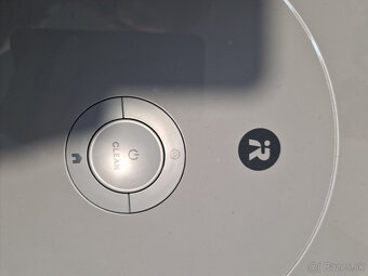 Vysávač iRobot - 2